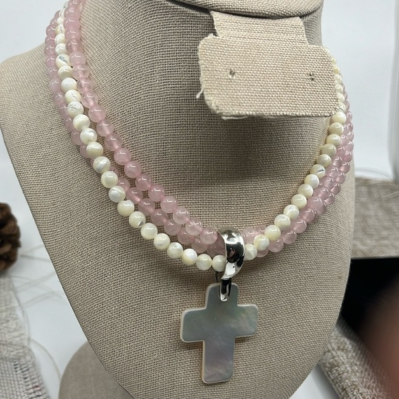 Jewelry - Vintage Rose Quartz Pearl Necklace Set - Mother-of-Pearl Cross Pendant